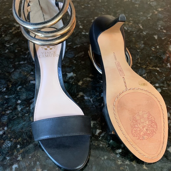 Vince Camuto heels w/ ankle strap detail 7 1/2 - Picture 3 of 4